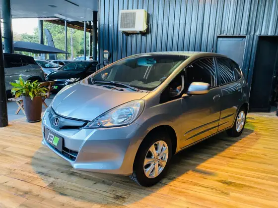 HONDA FIT 1.4 LX 16V FLEX 4P AUTOMÁTICO