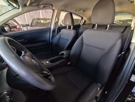 HONDA-HR-V-1.8 16V FLEX LX 4P AUTOMÁTICO HONDA-HR-V-2017
