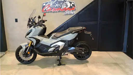 HONDA-X-ADV-2023