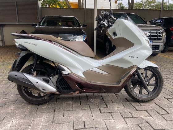 HONDA PCX DLX 