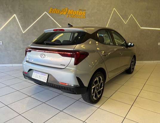 HYUNDAI-HB20-2023