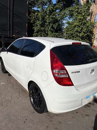 HYUNDAI-I30-2.0 MPFI GLS 16V GASOLINA 4P AUTOMÁTICO HYUNDAI-I30-2012