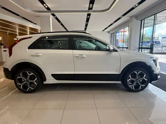 KIA-NIRO-1.6 GDI HEV SX PRESTIGE DCT KIA-NIRO-2025