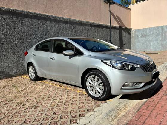 KIA CERATO 1.6 SX 16V FLEX 4P AUTOMÁTICO