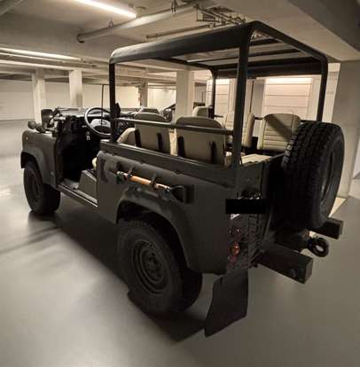 LAND ROVER-DEFENDER-2002