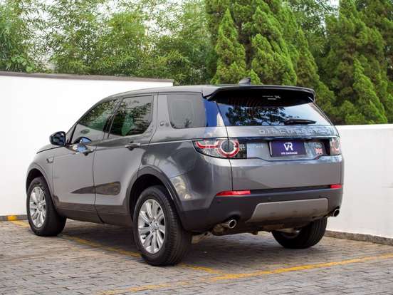 LAND ROVER-DISCOVERY SPORT-2.0 16V SI4 TURBO FLEX SE 4P AUTOMÁTICO LAND ROVER-DISCOVERY SPORT-2018