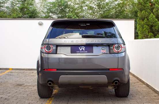 LAND ROVER-DISCOVERY SPORT-2018