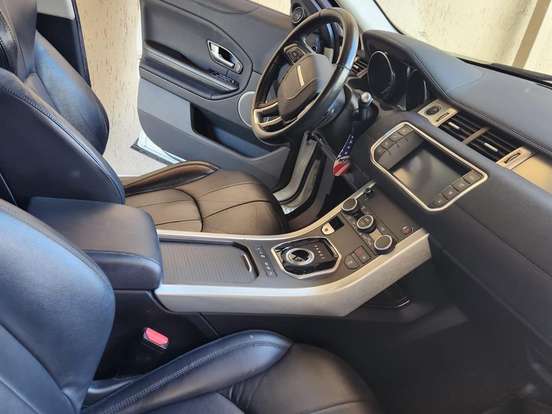 LAND ROVER-RANGE ROVER EVOQUE-2.0 SE 4WD 16V GASOLINA 4P AUTOMÁTICO LAND ROVER-RANGE ROVER EVOQUE-2015