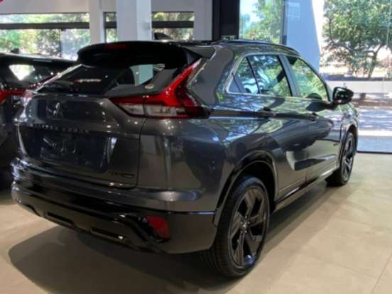 MITSUBISHI-ECLIPSE CROSS-1.5 MIVEC TURBO GASOLINA HPE-S BLACK S-AWC CVT MITSUBISHI-ECLIPSE CROSS-2026