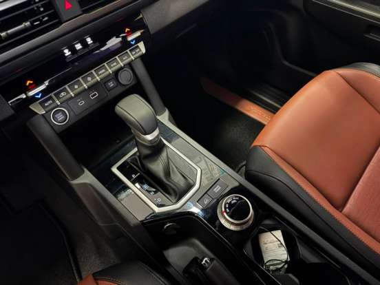 MITSUBISHI-TRITON-2026