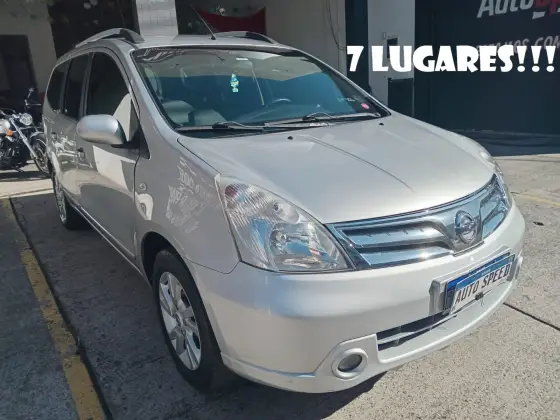 NISSAN GRAND LIVINA 1.8 SL 16V FLEX 4P AUTOMÁTICO NISSAN GRAND LIVINA 1.8 SL 16V FLEX 4P AUTOMÁTICO