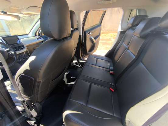 PEUGEOT-2008-2019