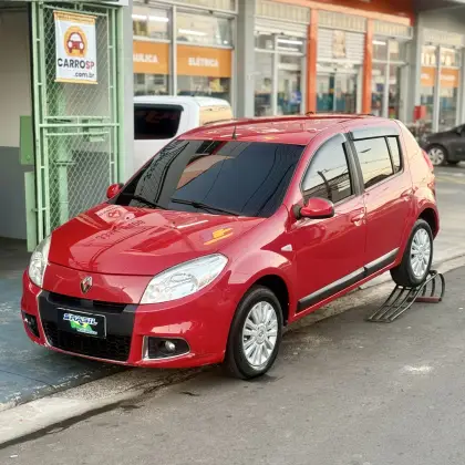 RENAULT SANDERO 1.6 PRIVILÉGE 16V FLEX 4P AUTOMÁTICO RENAULT SANDERO 1.6 PRIVILÉGE 16V FLEX 4P AUTOMÁTICO