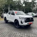 TOYOTA HILUX 2.8 D-4D TURBO DIESEL CD POWER PACK 4X4 MANUAL TOYOTA HILUX 2.8 D-4D TURBO DIESEL CD POWER PACK 4X4 MANUAL