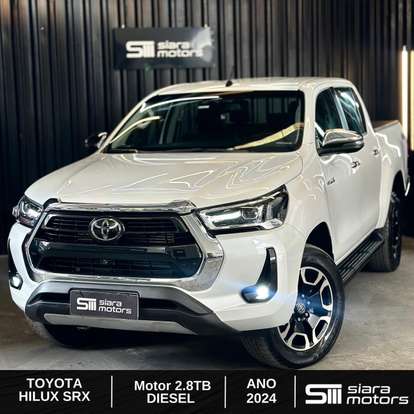 TOYOTA-HILUX-2023