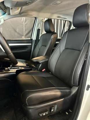 TOYOTA-HILUX-2017