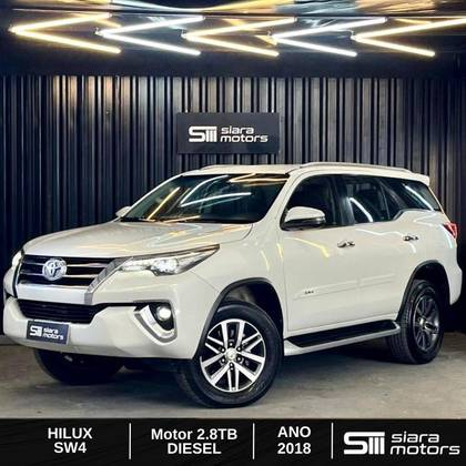 TOYOTA HILUX SW4 2.8 SRX 4X4 7 LUGARES 16V TURBO INTERCOOLER DIESEL 4P AUTOMÁTICO