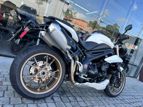 TRIUMPH-SPEED TRIPLE ABS TRIUMPH-SPEED TRIPLE ABS-2014