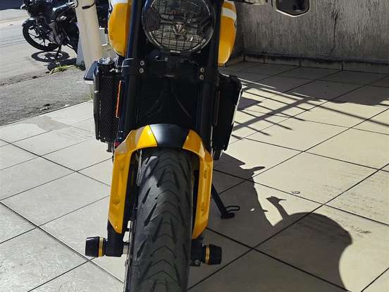 TRIUMPH-TRIDENT 660 TRIUMPH-TRIDENT 660-2025
