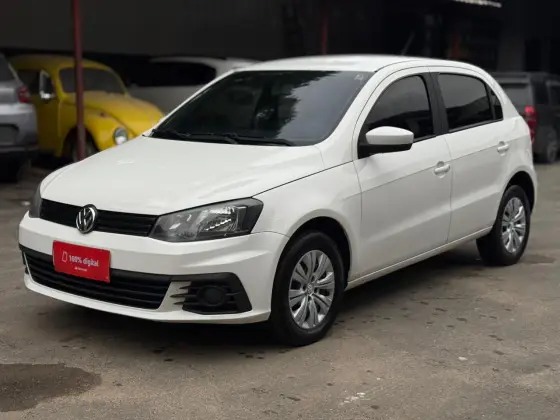 VOLKSWAGEN GOL 1.6 MSI TOTALFLEX COMFORTLINE 4P MANUAL VOLKSWAGEN GOL 1.6 MSI TOTALFLEX COMFORTLINE 4P MANUAL
