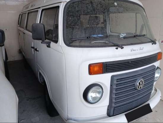 VOLKSWAGEN-KOMBI-2009