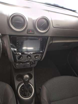 VOLKSWAGEN-VOYAGE-2014