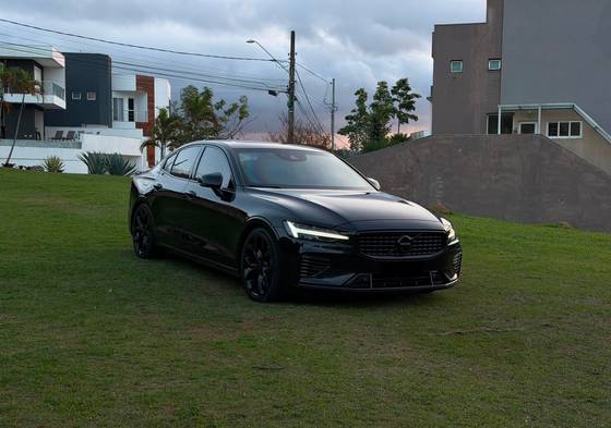 VOLVO S60 2.0 T8 R-DESIGN HÍBRIDO 4P AUTOMÁTICO