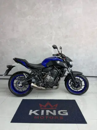YAMAHA MT-07 ABS YAMAHA MT-07 ABS
