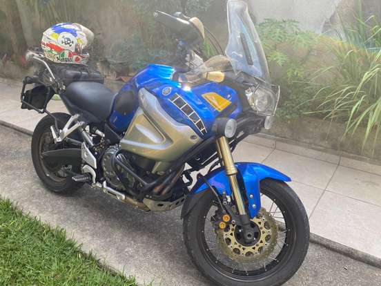 YAMAHA-XT1200Z SUPER TÉNÉRÉ YAMAHA-XT1200Z SUPER TÉNÉRÉ-2011