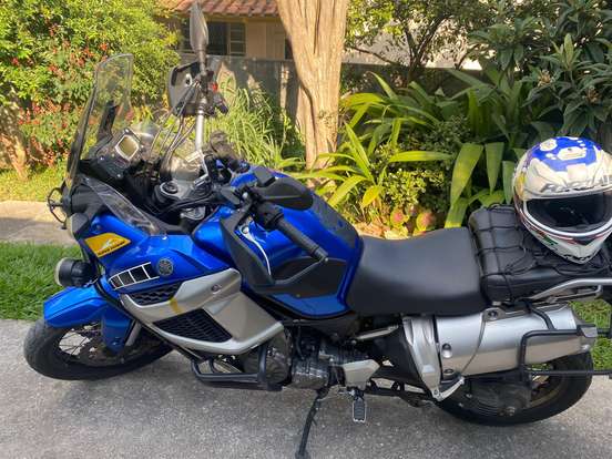 YAMAHA-XT1200Z SUPER TÉNÉRÉ-2011