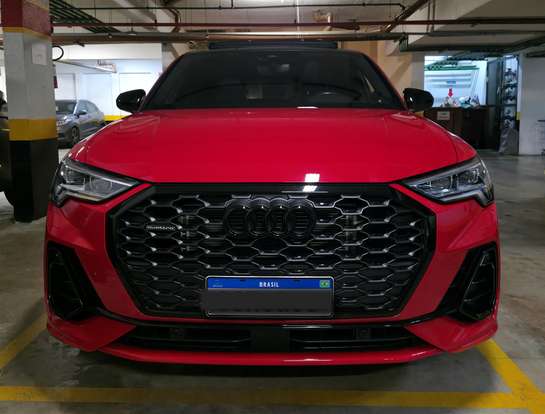 AUDI-Q3-2023