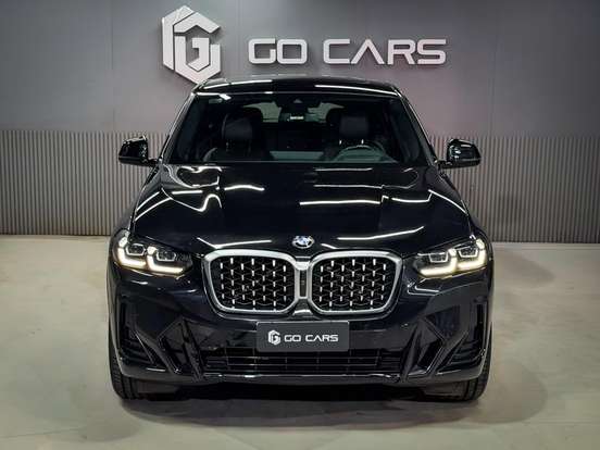 BMW-X4-2022