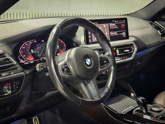 BMW-X4-2022