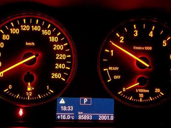 BMW-X1-2.0 16V TURBO ACTIVEFLEX SDRIVE20I X-LINE 4P AUTOMÁTICO BMW-X1-2016