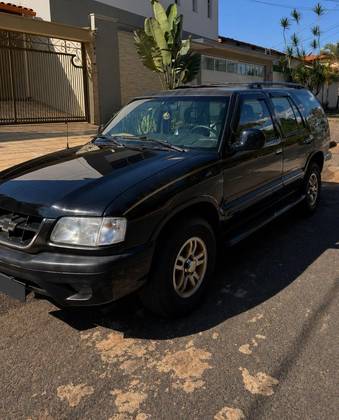 CHEVROLET BLAZER 4.3 SFI DLX EXECUTIVE 4X2 V6 12V GASOLINA 4P AUTOMÁTICO
