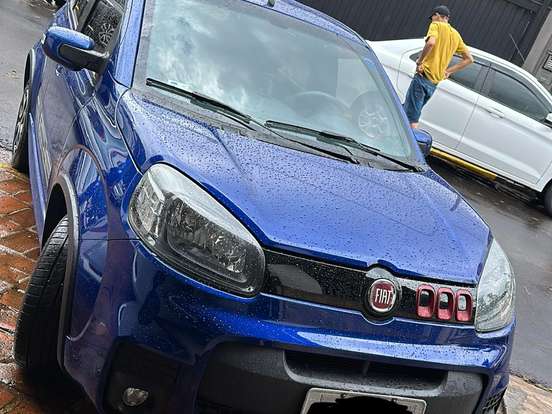 FIAT-UNO-1.4 EVO SPORTING 8V FLEX 4P AUTOMATIZADO FIAT-UNO-2015