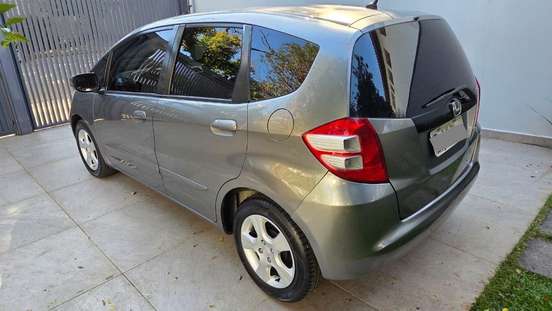 HONDA-FIT-2011