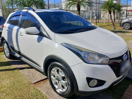 HYUNDAI-HB20X-1.6 16V STYLE FLEX 4P MANUAL HYUNDAI-HB20X-2015