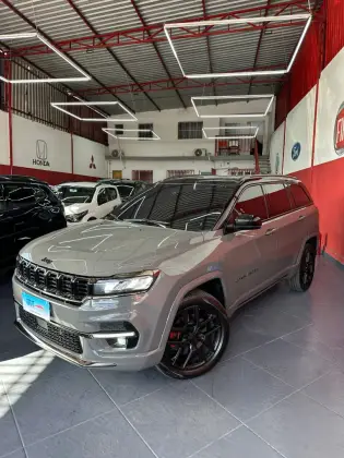 JEEP COMMANDER 2.0 HURRICANE 4 TURBO GASOLINA BLACKHAWK AT9 JEEP COMMANDER 2.0 HURRICANE 4 TURBO GASOLINA BLACKHAWK AT9