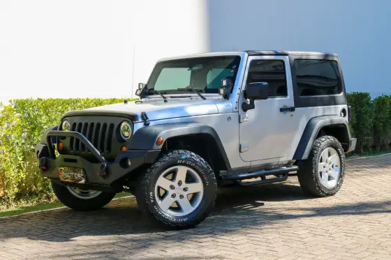 JEEP WRANGLER 3.6 SPORT 4X4 V6 24V GASOLINA 2P AUTOMÁTICO