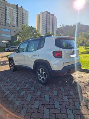 JEEP-RENEGADE-2023