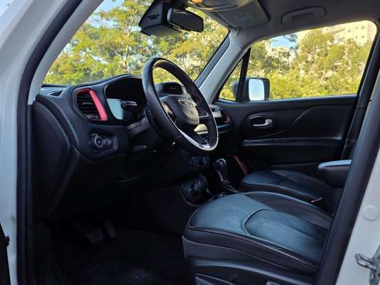 JEEP-RENEGADE-1.3 T270 TURBO FLEX TRAILHAWK 4X4 AT9 JEEP-RENEGADE-2023