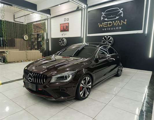 MERCEDES-BENZ-CLA 200-2014
