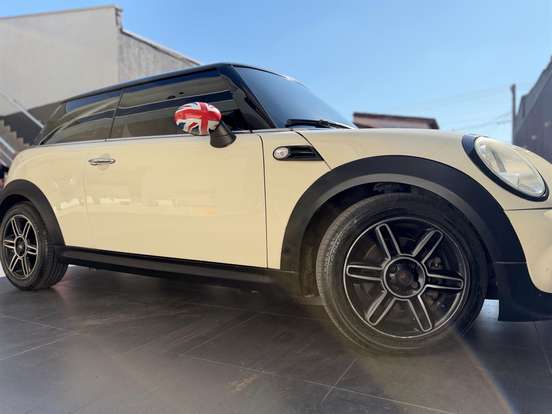 MINI-COOPER-2012