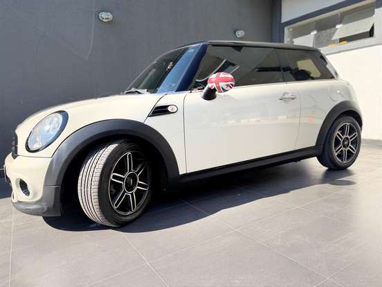 MINI-COOPER-2012