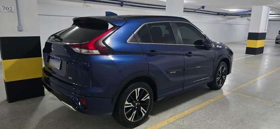 MITSUBISHI-ECLIPSE CROSS-2024