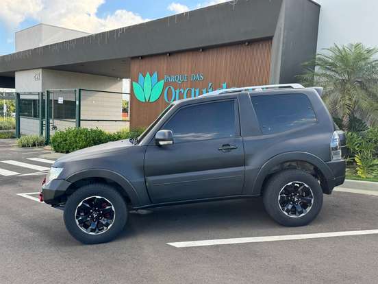 MITSUBISHI-PAJERO FULL-2010