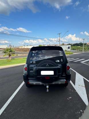 MITSUBISHI-PAJERO FULL-2010