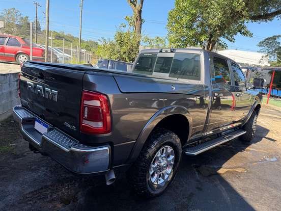 RAM-3500-6.7 I6 TURBO DIESEL LARAMIE CD 4X4 AUTOMÁTICO RAM-3500-2022
