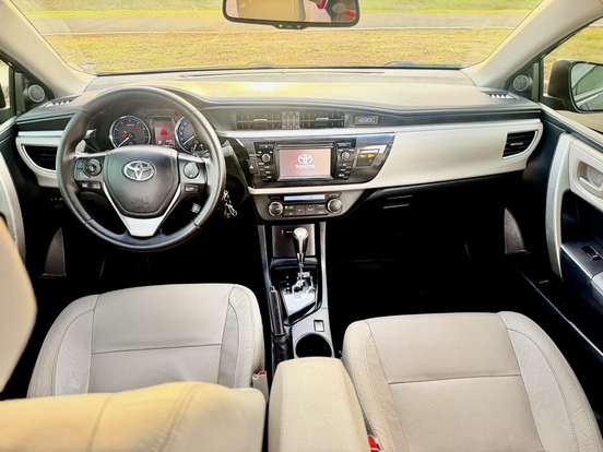 TOYOTA-COROLLA-2016
